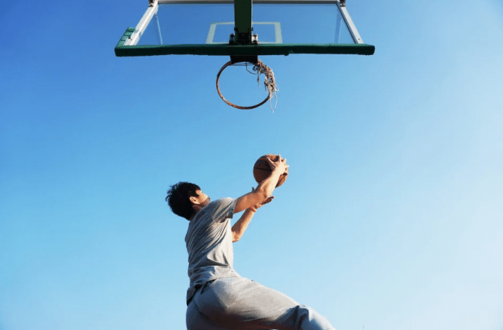 Professional Tips to Become an excellent Basketball Player